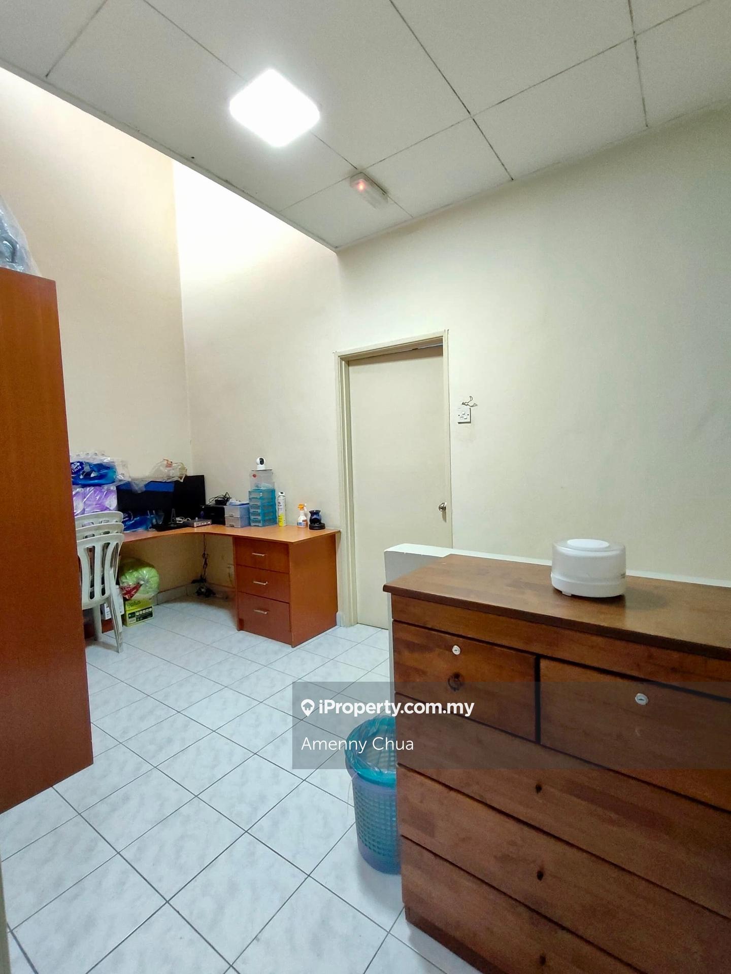 Rumah Berangkai 2 Tingkat untuk Dijual di Bandar Botanic, Klang oleh Amenny Chua - iProperty.com.my