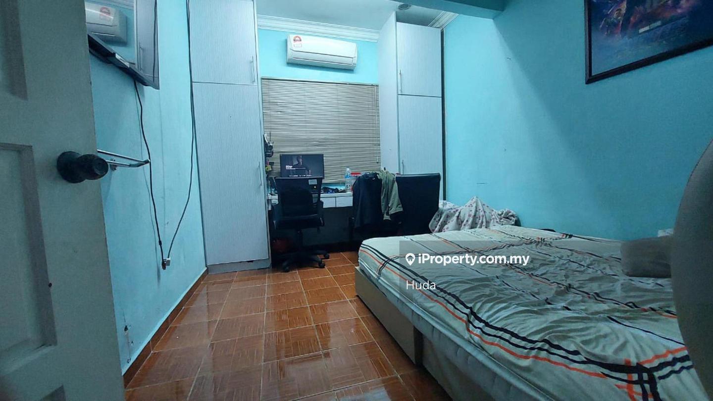 Rumah Berangkai 1 Tingkat untuk Dijual di Seksyen 28, Shah Alam oleh Huda - iProperty.com.my