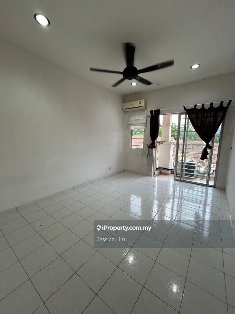 Townhouse for Sale in Taman Amansiara, Rawang by Jessica Lim - iProperty.com.my