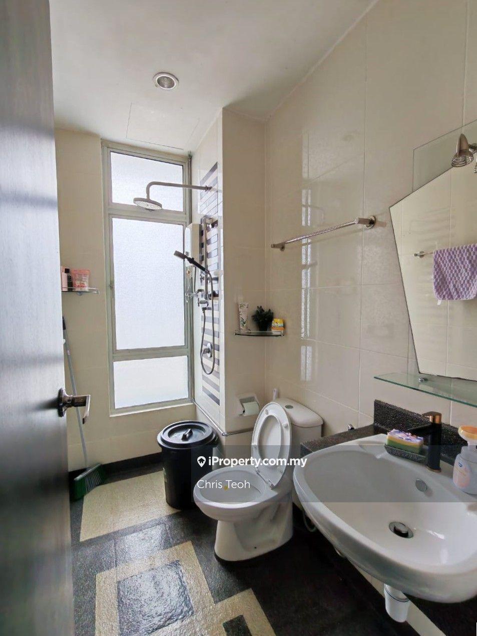 Kondominium untuk Dijual di The Brezza oleh Chris Teoh - iProperty.com.my