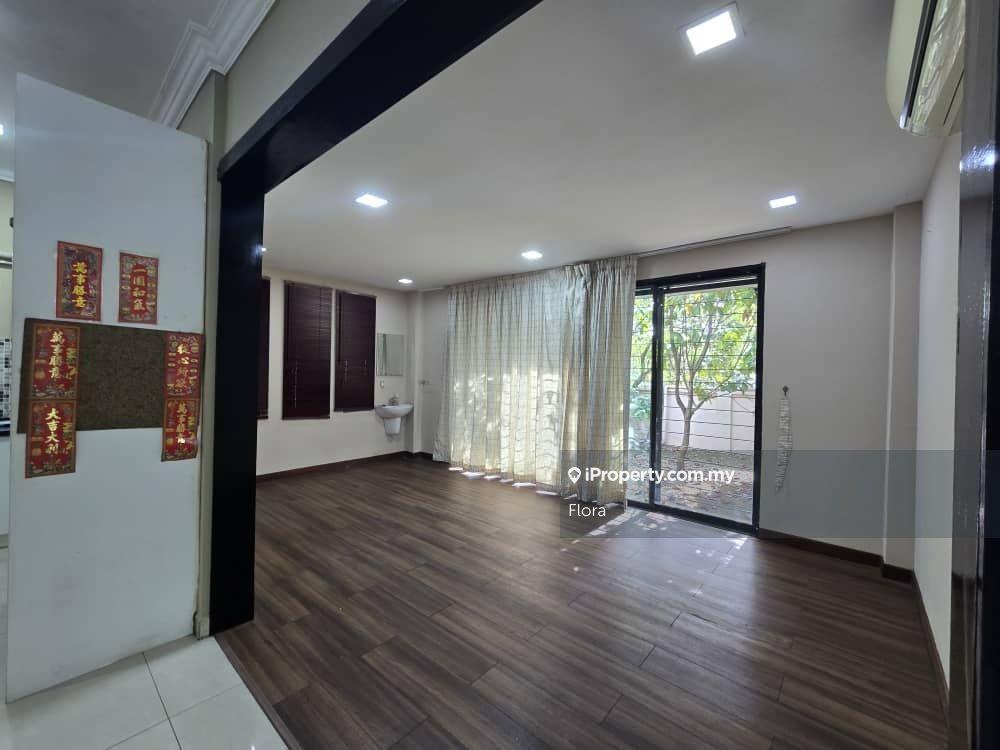 Bungalow House for Sale in SS3, Petaling Jaya by Flora - iProperty.com.my