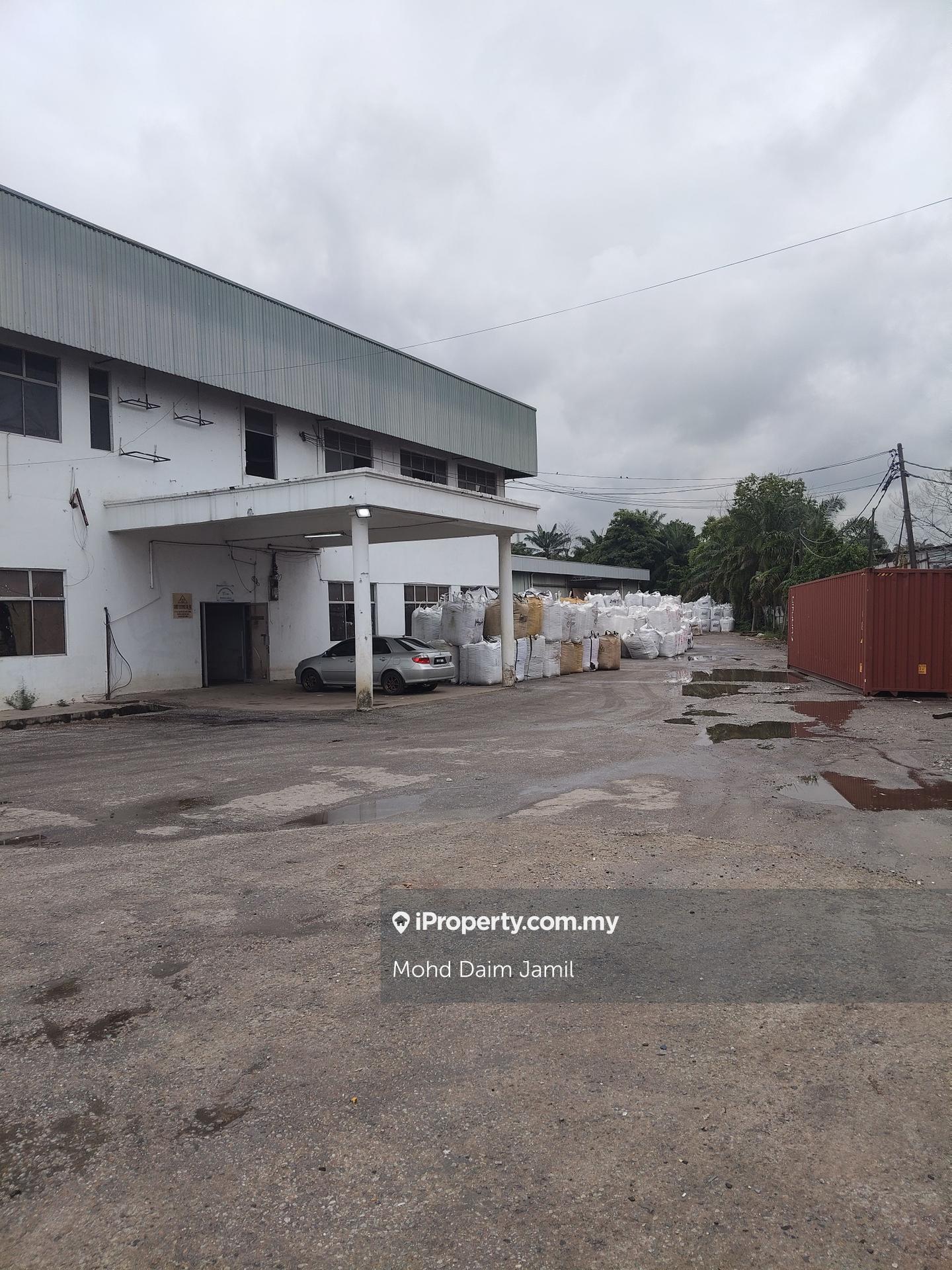 Warehouse for Sale in Seksyen 35, Shah Alam by Mohd Daim Jamil - iProperty.com.my