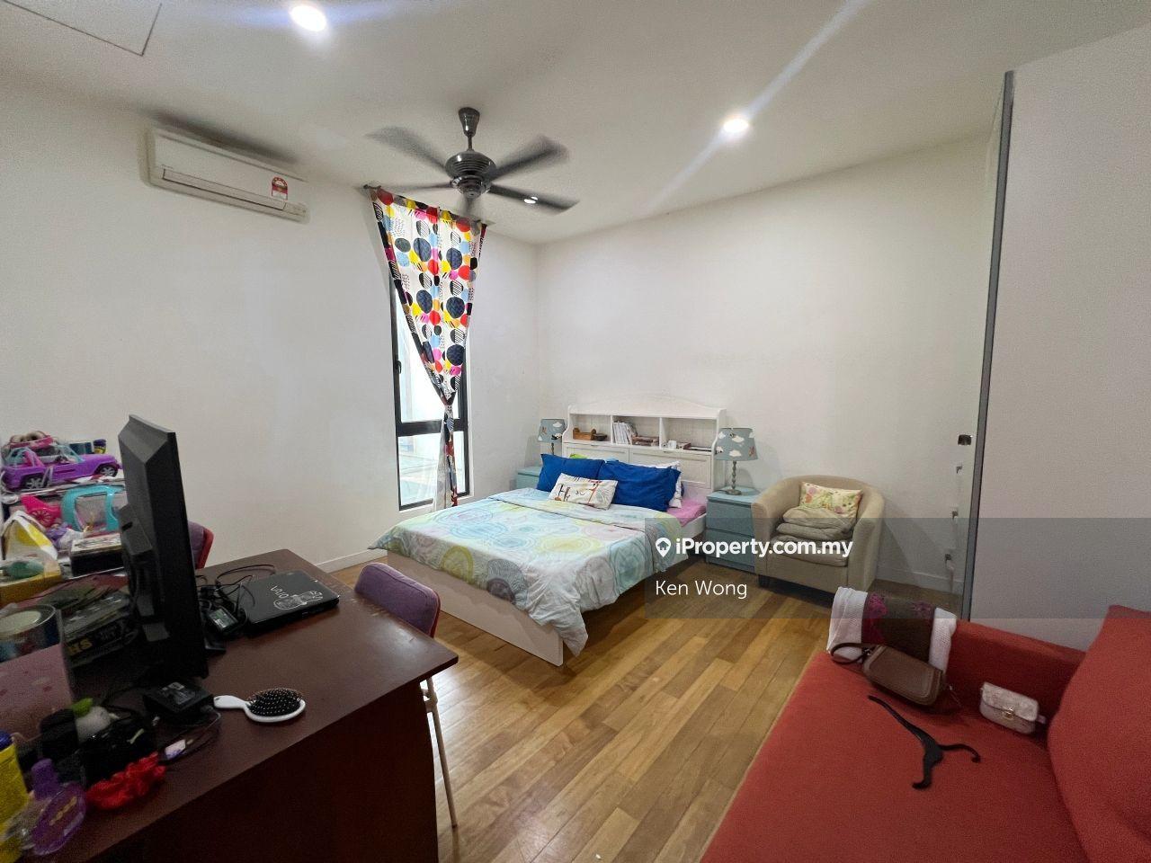 Rumah Berangkai 3 Tingkat untuk Dijual di Mines Resort City, Seri Kembangan oleh Ken Wong - iProperty.com.my