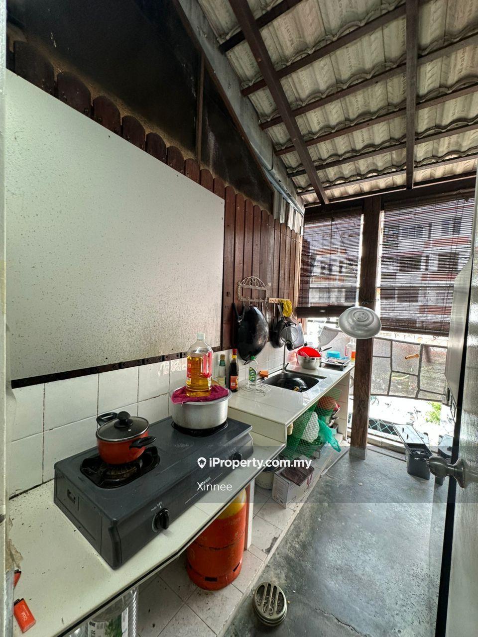 Rumah Bandar untuk Dijual di Tanjung Bungah, Penang oleh Xinnee - iProperty.com.my