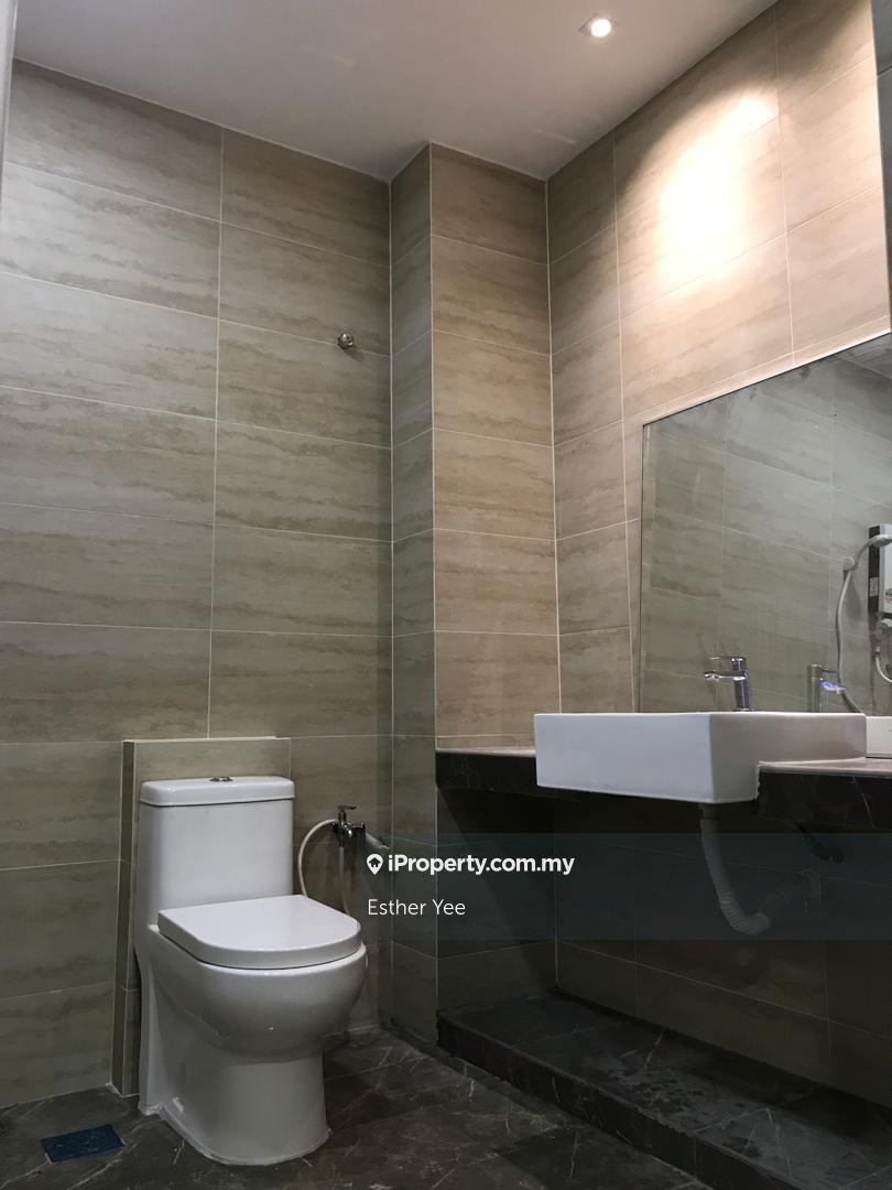 Rumah Berangkai 3 Tingkat untuk Dijual di Dataran Ukay, Ampang oleh Esther Yee - iProperty.com.my