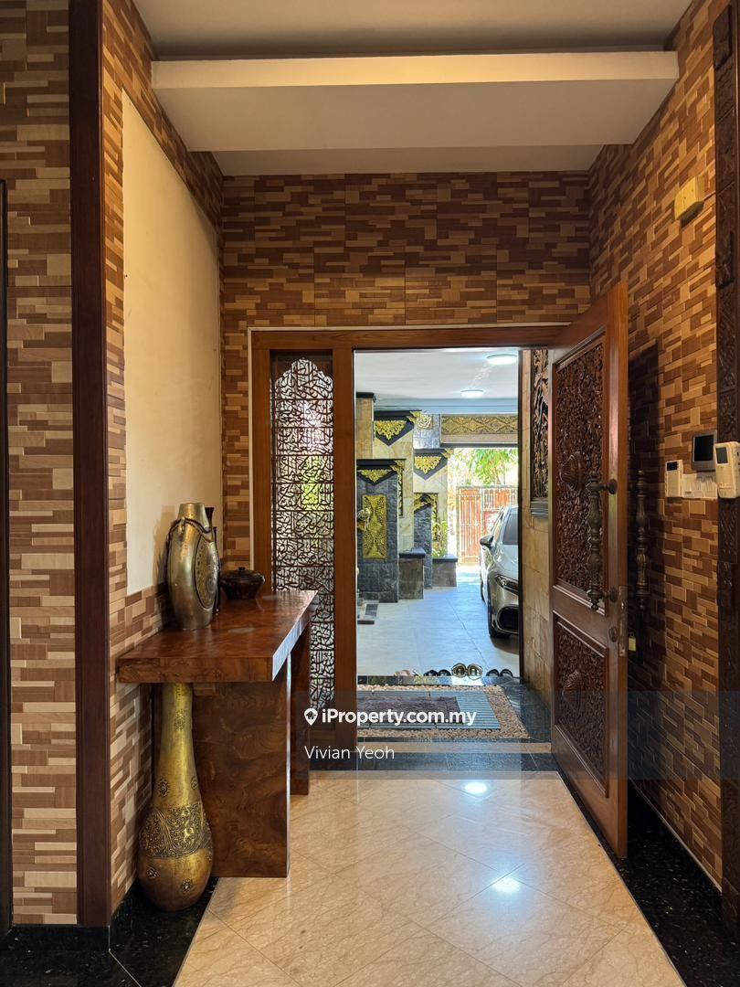 Bungalow House for Sale in Bukit Rahman Putra, Sungai Buloh by Vivian Yeoh - iProperty.com.my