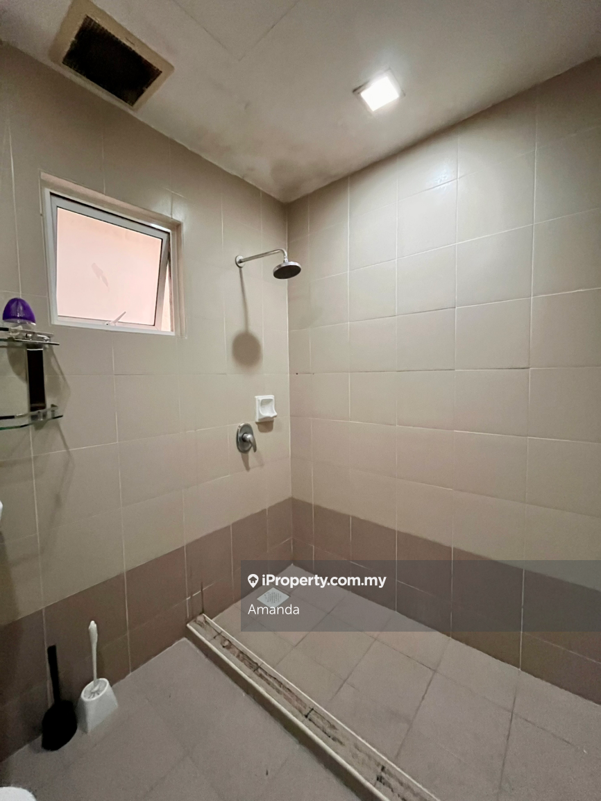 Residensi Servis untuk Disewa di Waldorf Tower oleh Amanda - iProperty.com.my