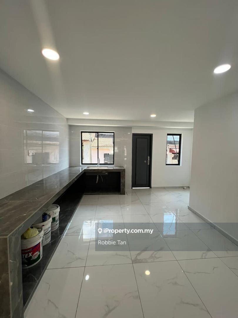 2-storey Terraced House for Sale in Taman Ungku Tun Aminah, Skudai by Robbie Tan - iProperty.com.my