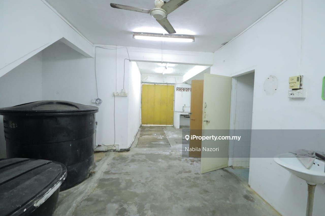 Shop for Rent in Kota Bharu, Kelantan by Nabila Nazori - iProperty.com.my