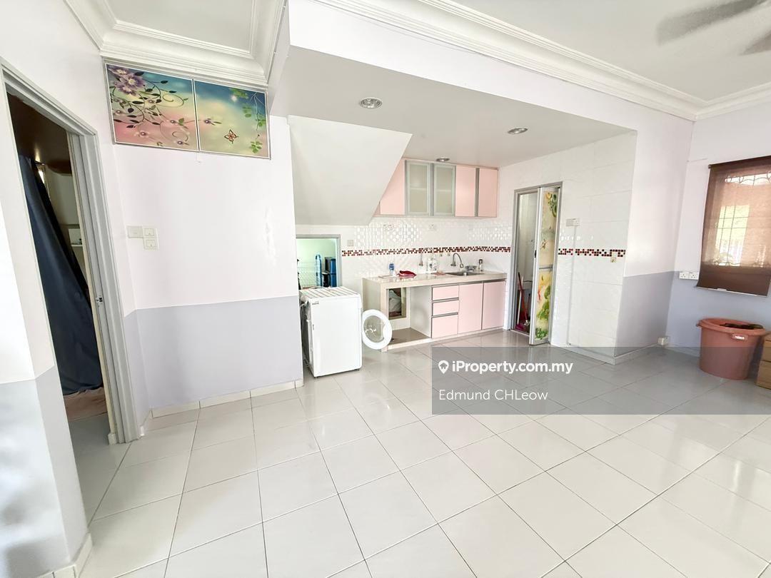 Townhouse for Sale in Taman Amansiara, Rawang by Edmund CHLeow - iProperty.com.my