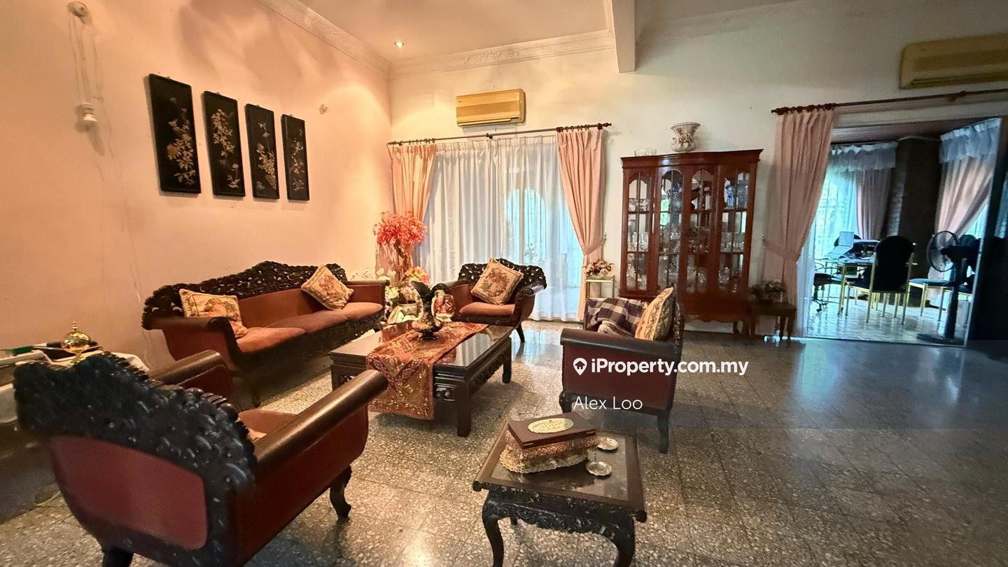 Bungalow House for Sale in Seksyen 11, Petaling Jaya by Alex Loo - iProperty.com.my