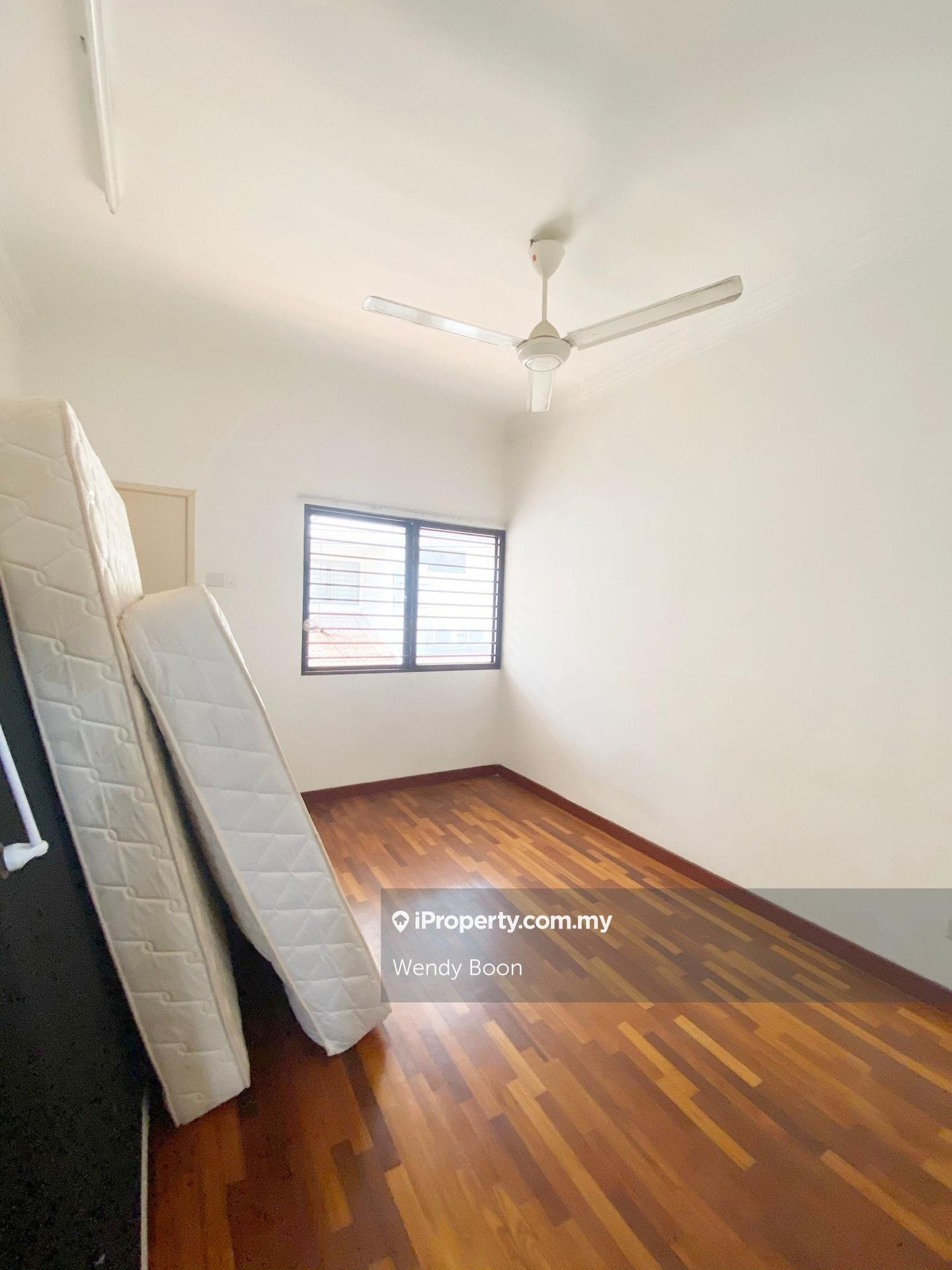 Rumah Berangkai 2.5 Tingkat untuk Disewa di Bandar Puteri Puchong, Puchong oleh Wendy Boon - iProperty.com.my