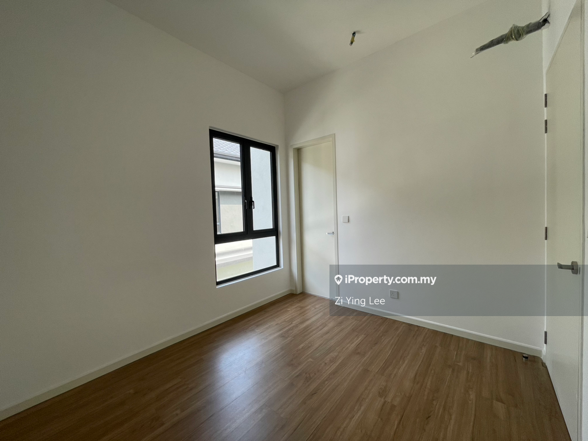 Semi-Detached House for Sale in Telok Panglima Garang, Selangor by Zi Ying Lee - iProperty.com.my