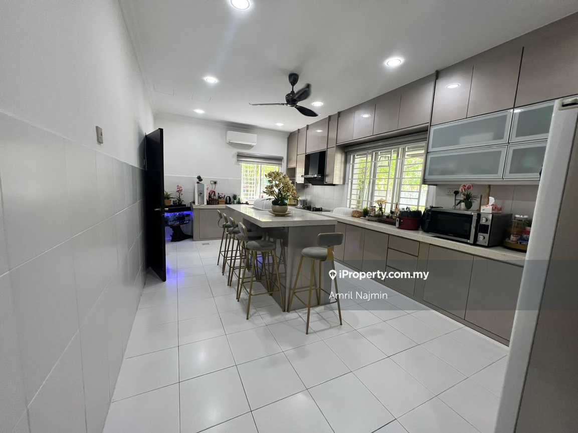 Rumah Berangkai 2.5 Tingkat untuk Dijual di Bandar Nusaputra, Puchong oleh Amril Najmin - iProperty.com.my