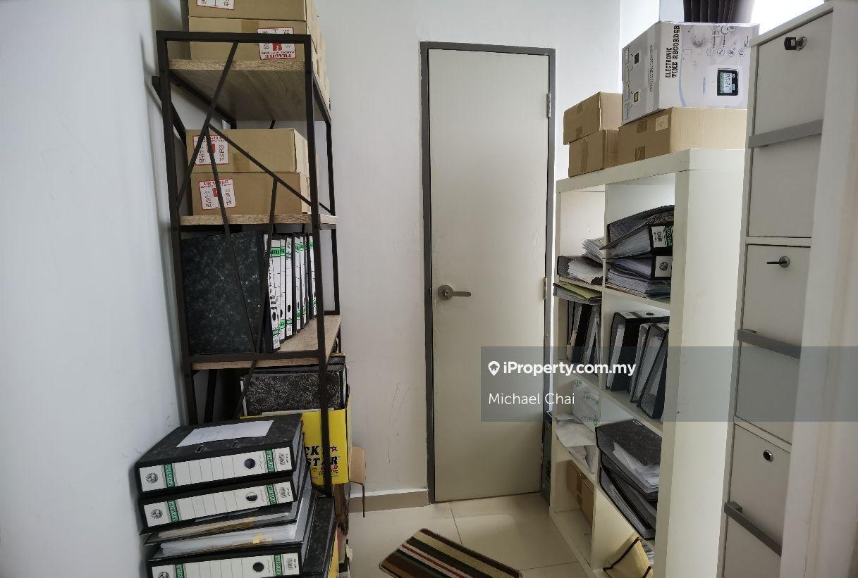 Service Residence for Sale in Pinnacle Petaling Jaya by Michael Chai - iProperty.com.my