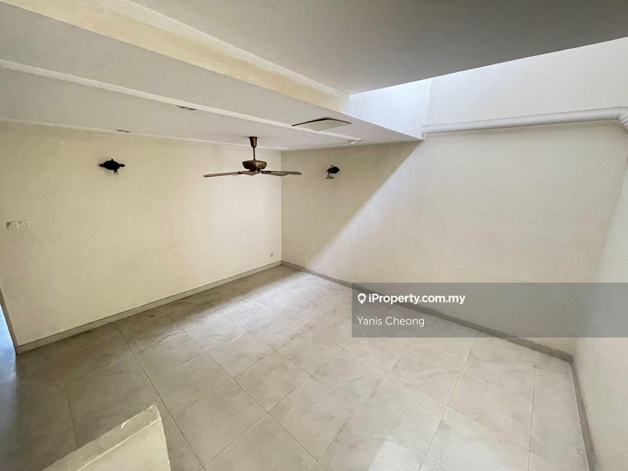 2.5-storey Terraced House for Sale in Taman Wangsa Permai, Kepong by Yanis Cheong - iProperty.com.my