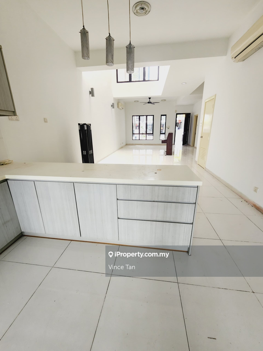3-storey Terraced House for Sale in Valencia, Sungai Buloh by Vince Tan - iProperty.com.my