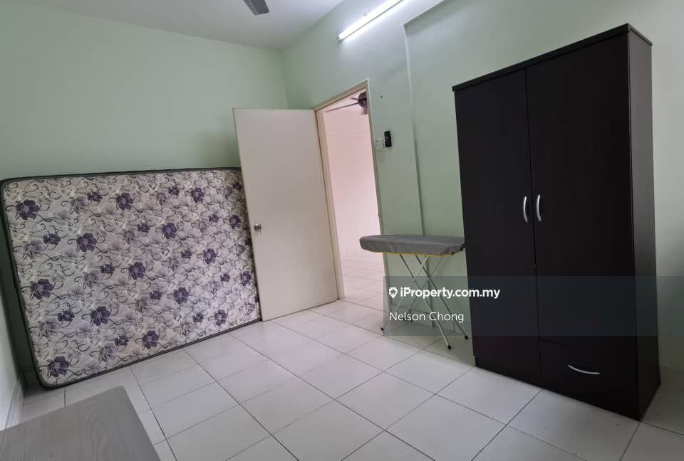 Kondominium untuk Dijual di First Residence (Residensi Unggul) oleh Nelson Chong - iProperty.com.my