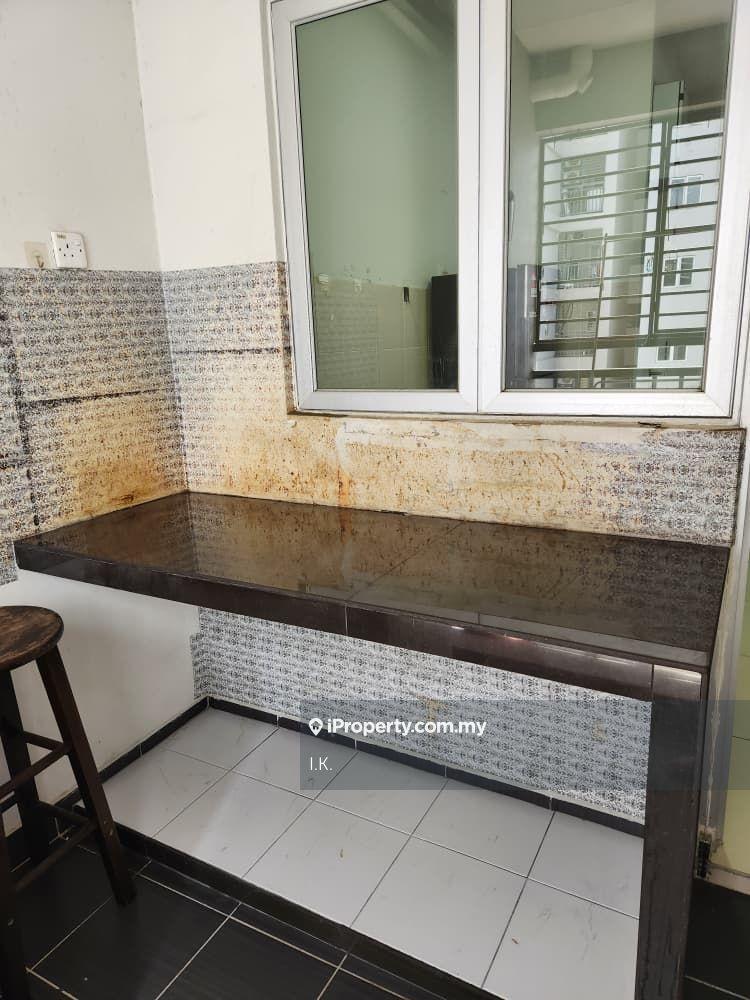 Service Residence for Sale in Maxim Residences by I.K. - iProperty.com.my