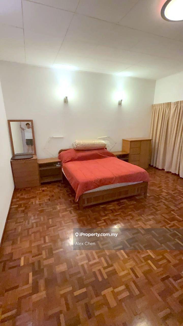 Rumah Berkembar untuk Dijual di Sungai Long, Bandar Sungai Long oleh Alex Chen - iProperty.com.my