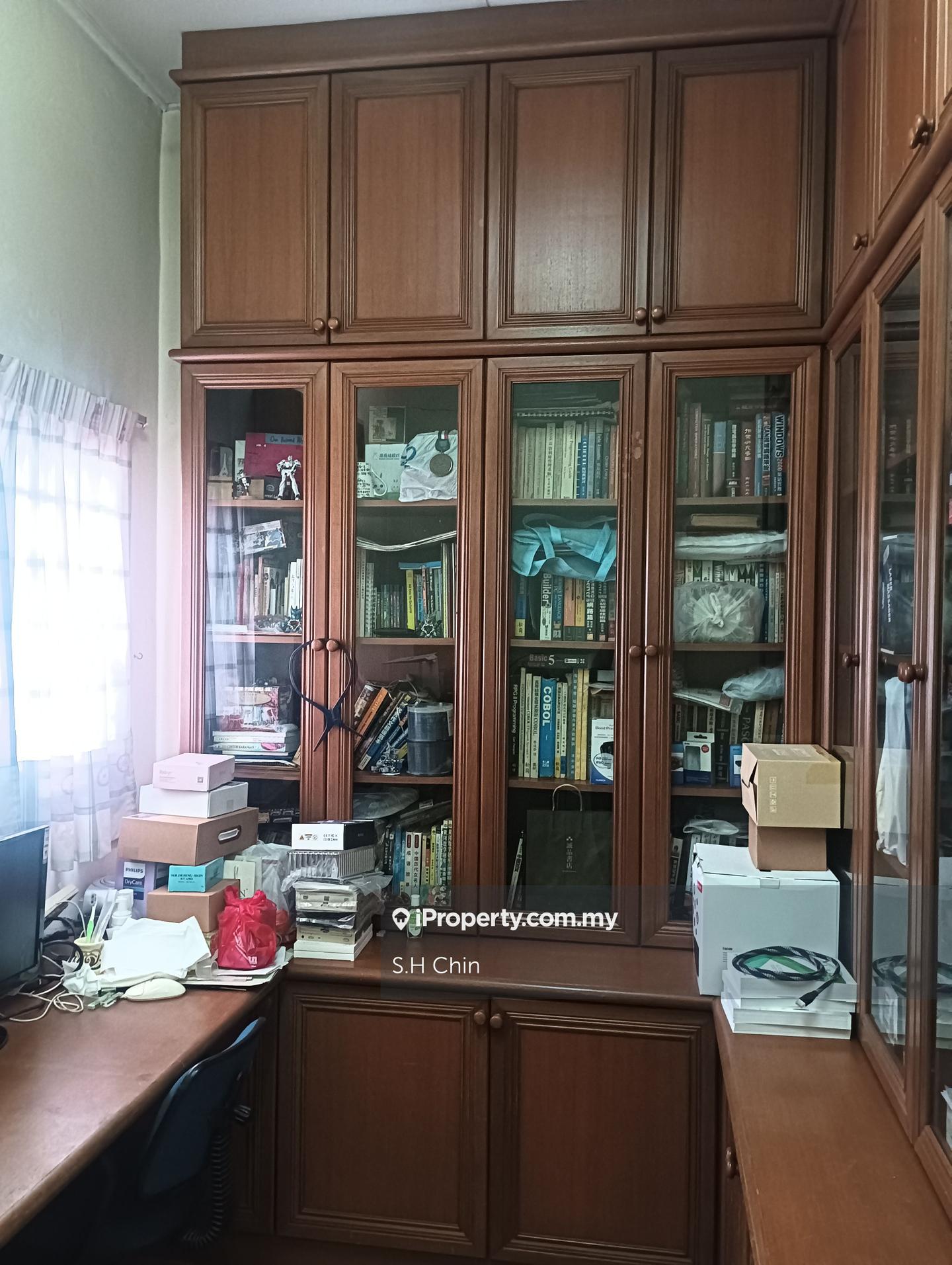 Rumah Berangkai 2 Tingkat untuk Dijual di Seksyen U8, Shah Alam oleh S.H Chin - iProperty.com.my