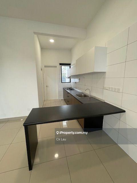 Rumah Berangkai 2 Tingkat untuk Dijual di 8s5w7, Shah Alam oleh Ck Lau - iProperty.com.my
