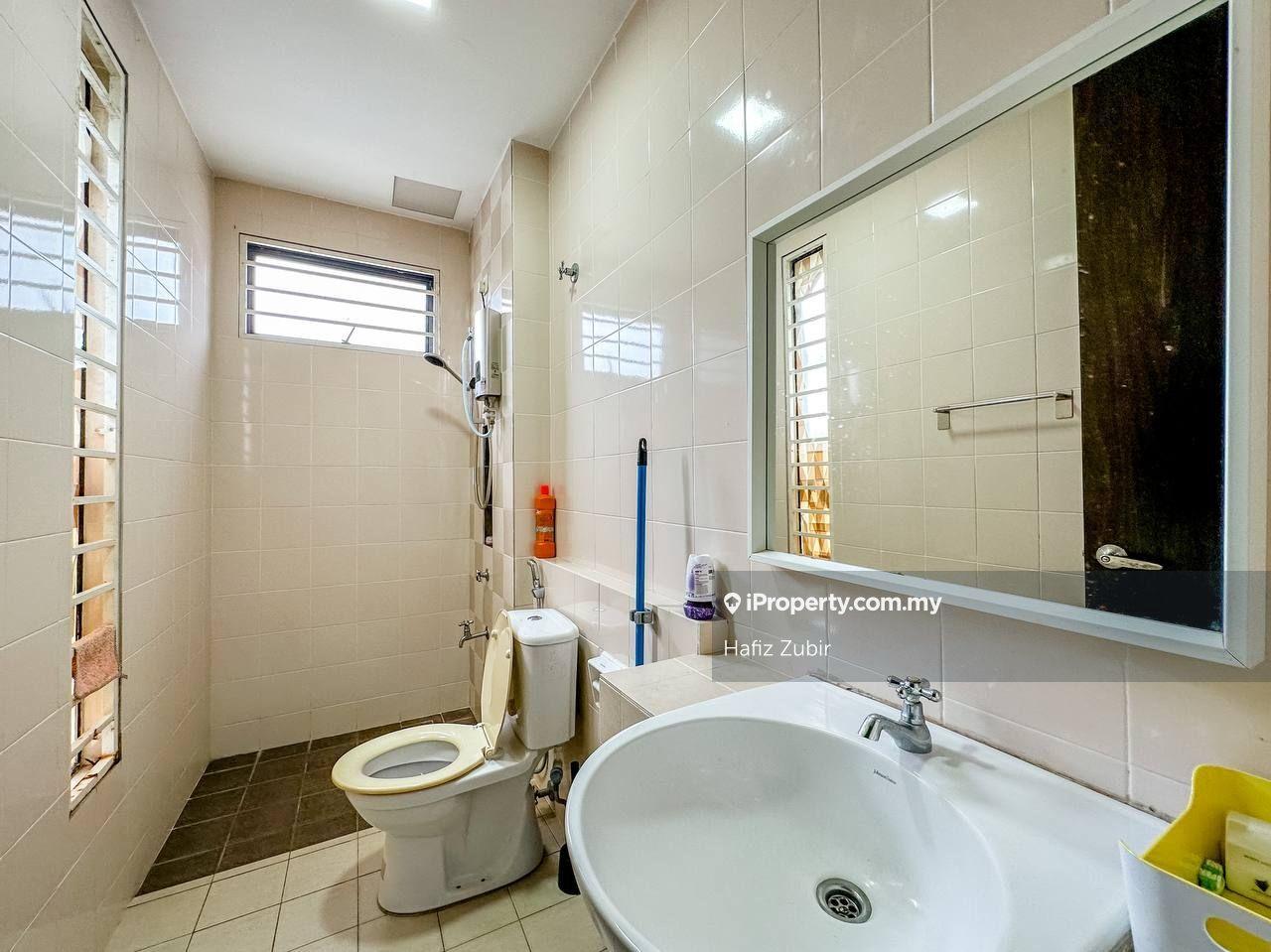 Rumah Berangkai 2 Tingkat untuk Dijual di Denai Alam, Shah Alam oleh Hafiz Zubir - iProperty.com.my