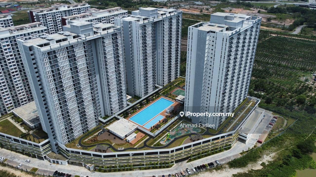 Condominium for Sale in Lakefront Homes by Ahmad Fadlee - iProperty.com.my