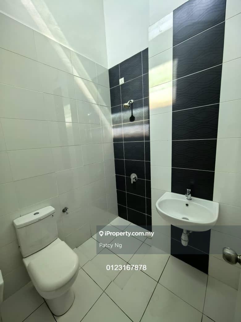 Rumah Berangkai 2 Tingkat untuk Dijual di Eco Majestic, Semenyih oleh Patcy Ng - iProperty.com.my