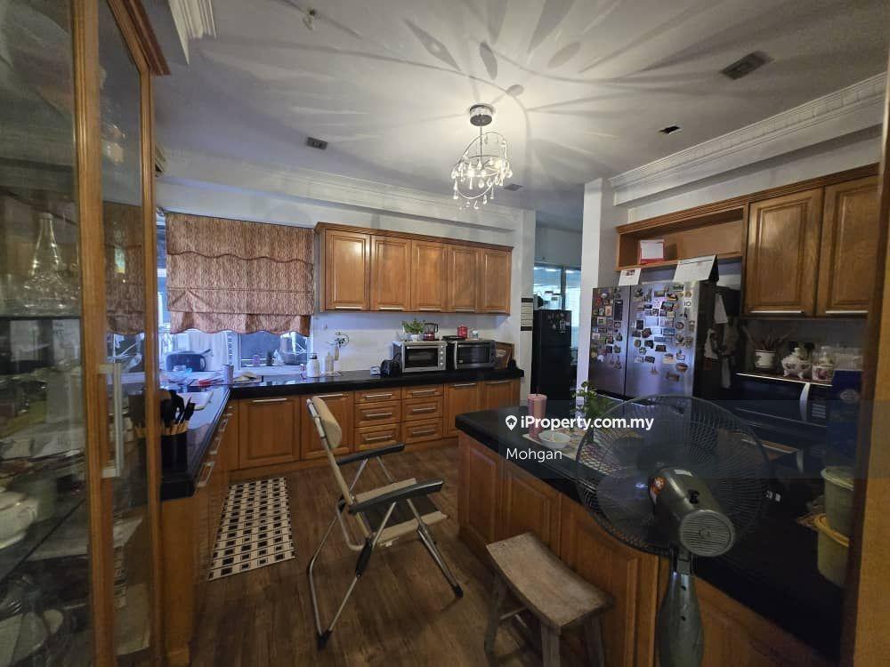 Bungalow House for Sale in Section 13 Shah Alam, Shah Alam by Mohgan - iProperty.com.my