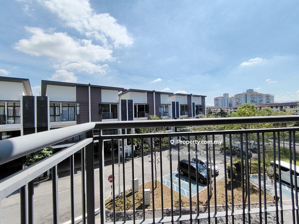 3-storey Terraced House for Sale in Park Residence, Seri Kembangan by Kelly Yan Kai Lit - iProperty.com.my
