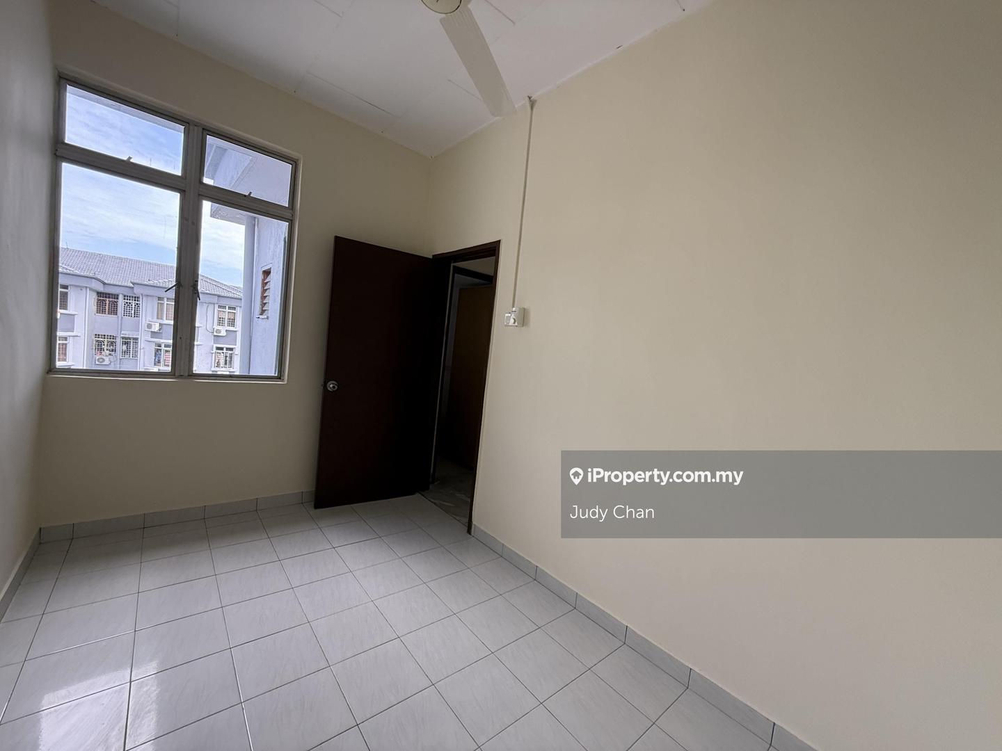 Pangsapuri untuk Disewa di Subang Perdana Goodyear Court 10 oleh Judy Chan - iProperty.com.my