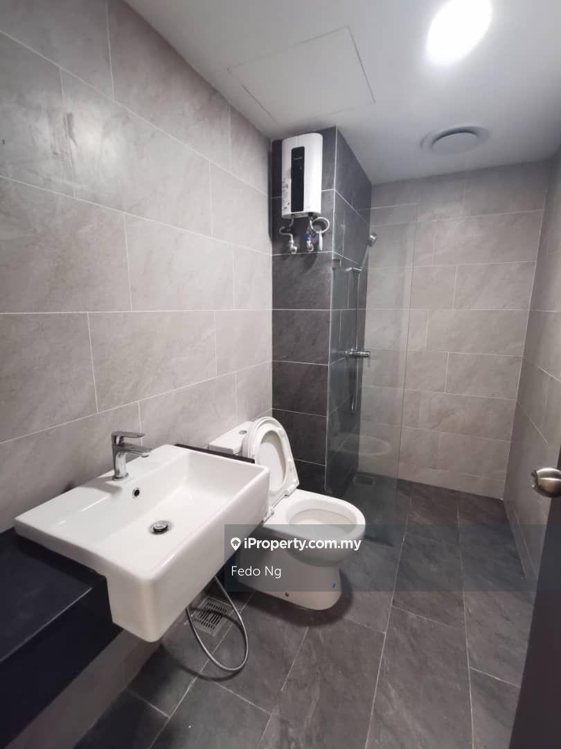 Residensi Servis untuk Dijual di Emporis oleh Fedo Ng - iProperty.com.my