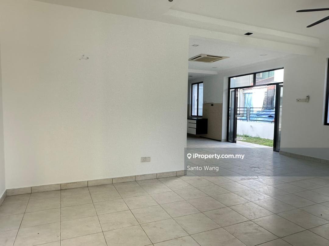Rumah Kluster untuk Dijual di Taman Adda Heights, Tebrau oleh Santo Wang - iProperty.com.my