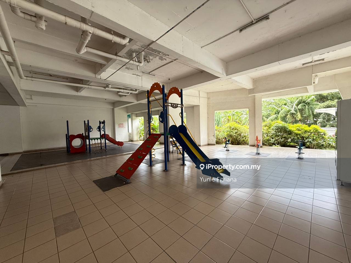 Condominium for Sale in Impiana On The Waterfront Condominium by Yunie Fitriana - iProperty.com.my