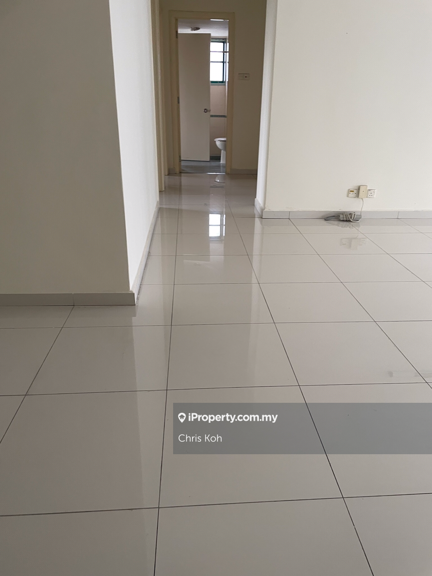 Kondominium untuk Dijual di The Straits View Condominium oleh Chris Koh - iProperty.com.my