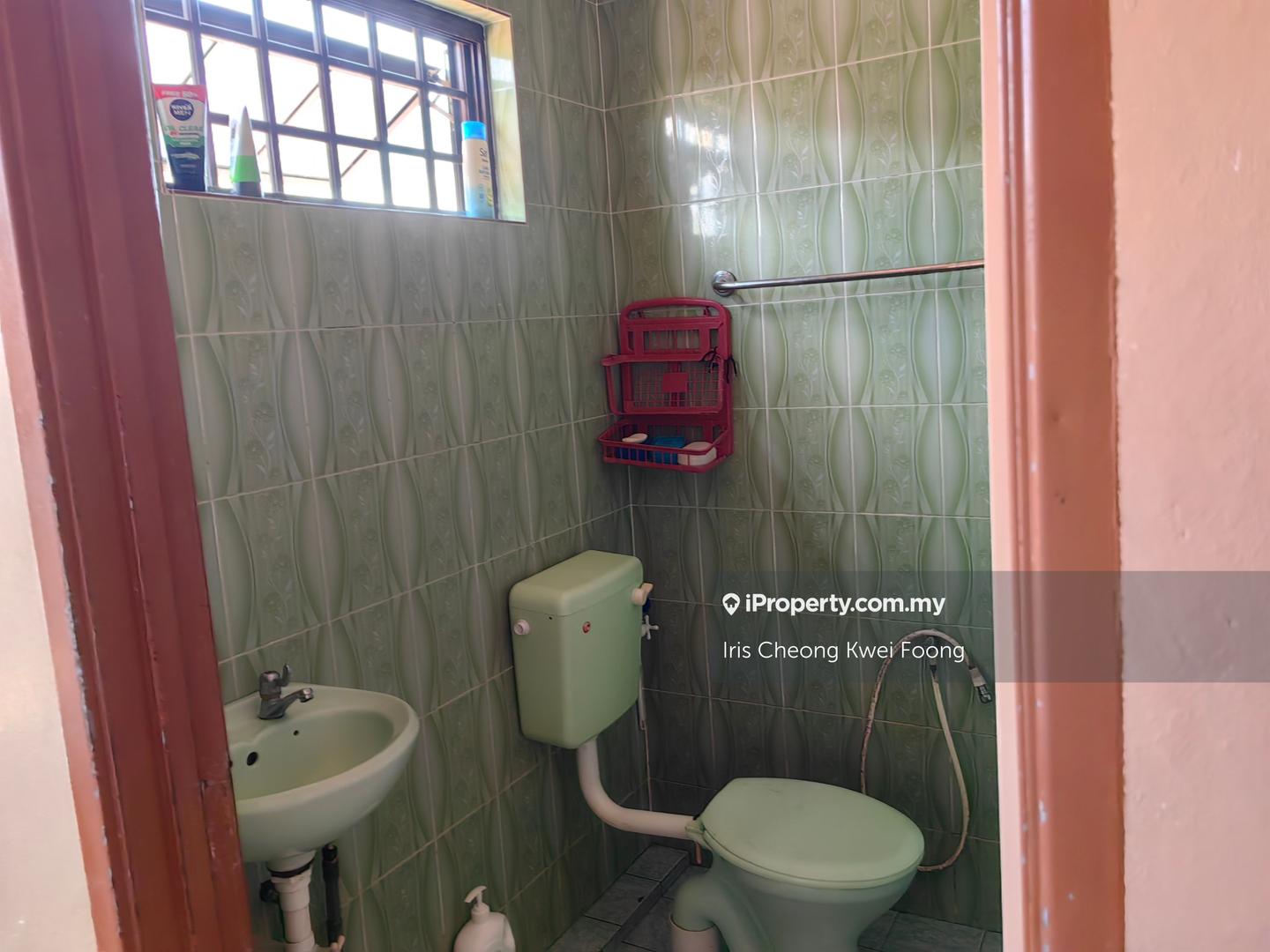 Bungalow House for Sale in Buntong 2, Ipoh by Iris Cheong Kwei Foong - iProperty.com.my
