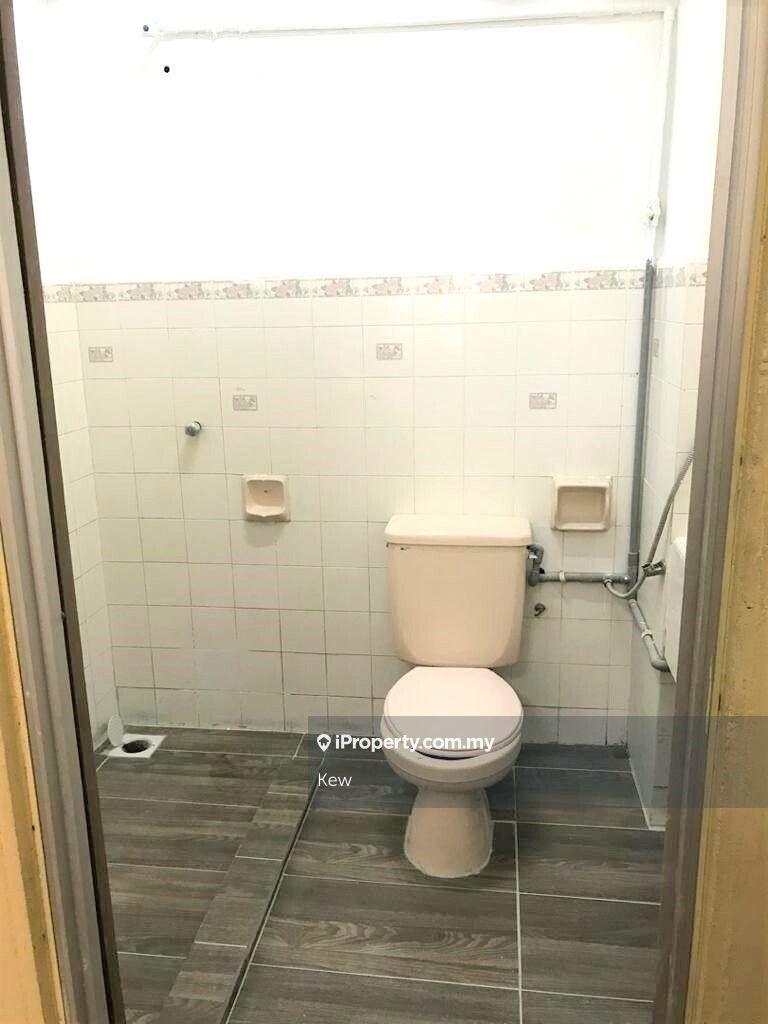 Condominium for Sale in Sri Angsana Hilir by Kew - iProperty.com.my