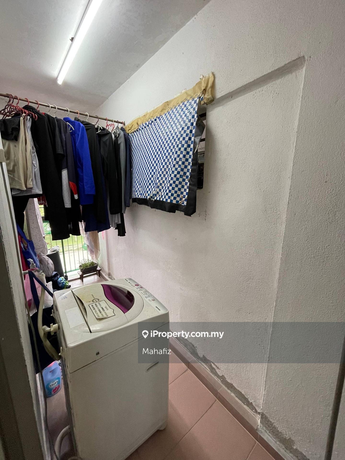 Pangsapuri untuk Dijual di Pangsapuri Putra Harmoni oleh Mahafiz - iProperty.com.my