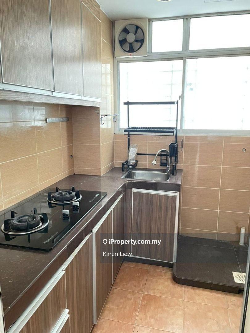 Kondominium untuk Dijual di Platinum Lake PV 13 oleh Karen Liew - iProperty.com.my