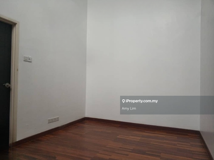 Rumah Berangkai 2.5 Tingkat untuk Dijual di Bandar Puteri Puchong, Puchong oleh Amy Lim - iProperty.com.my
