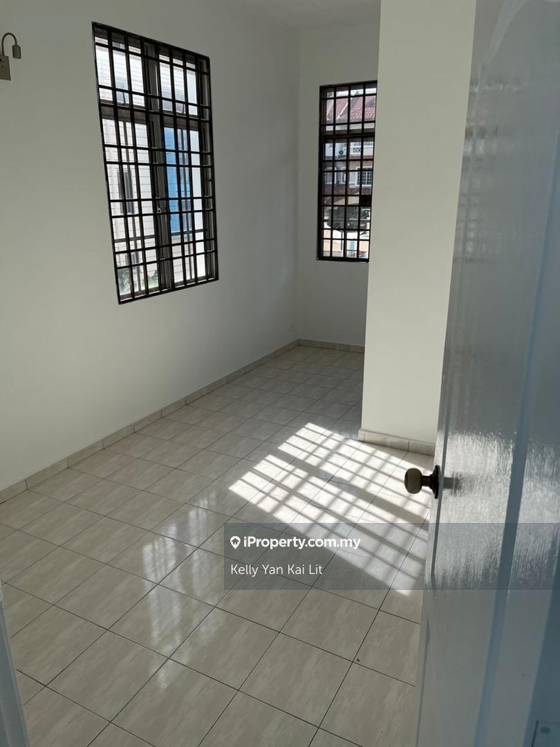 2-storey Terraced House for Sale in Bandar Bukit Tinggi 2, Klang by Kelly Yan Kai Lit - iProperty.com.my