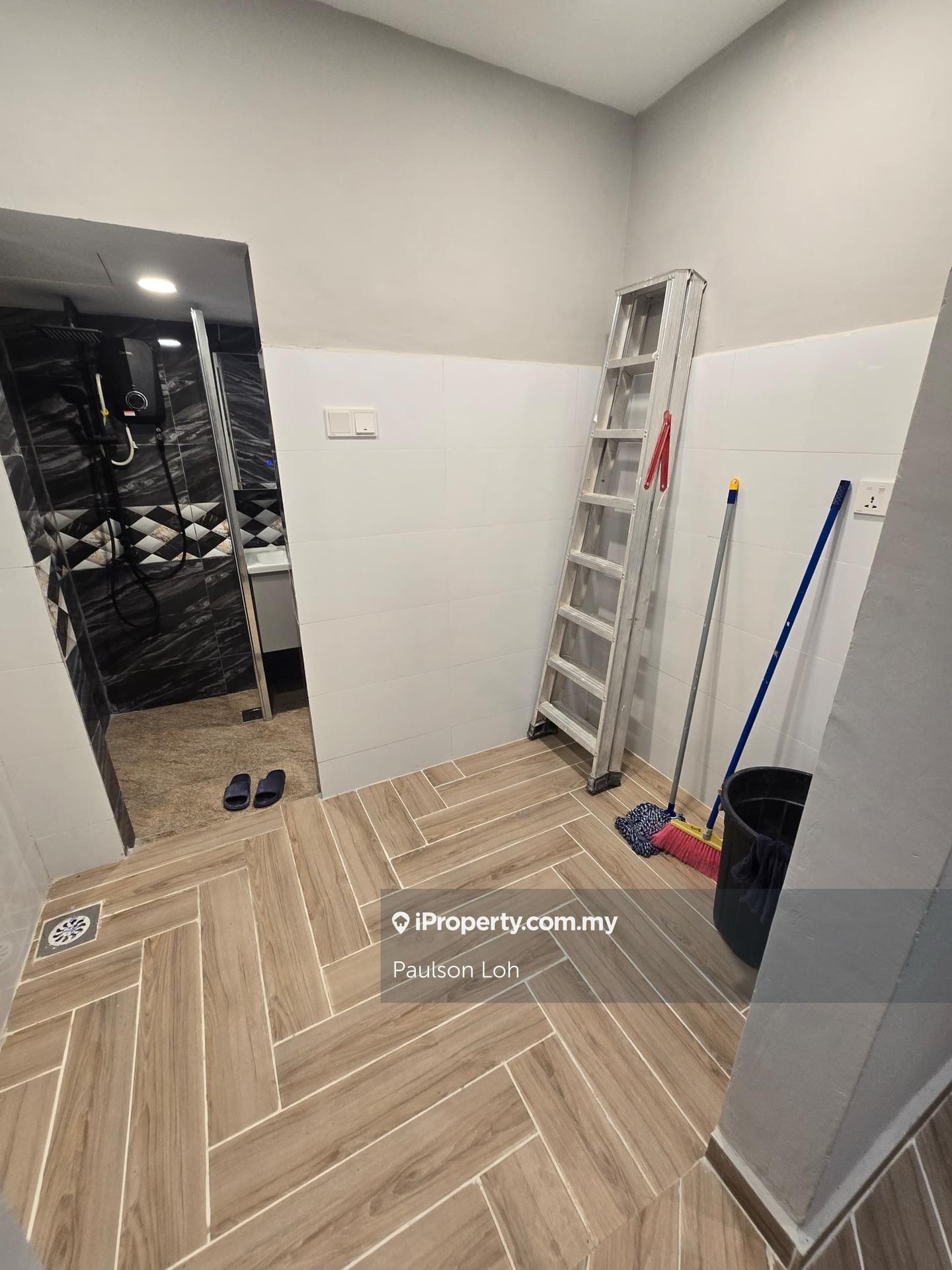 Flat for Sale in Pangsapuri Kos Rendah Kinrara @ Pangsapuri Sri Panglima Kinrara by Paulson Loh - iProperty.com.my