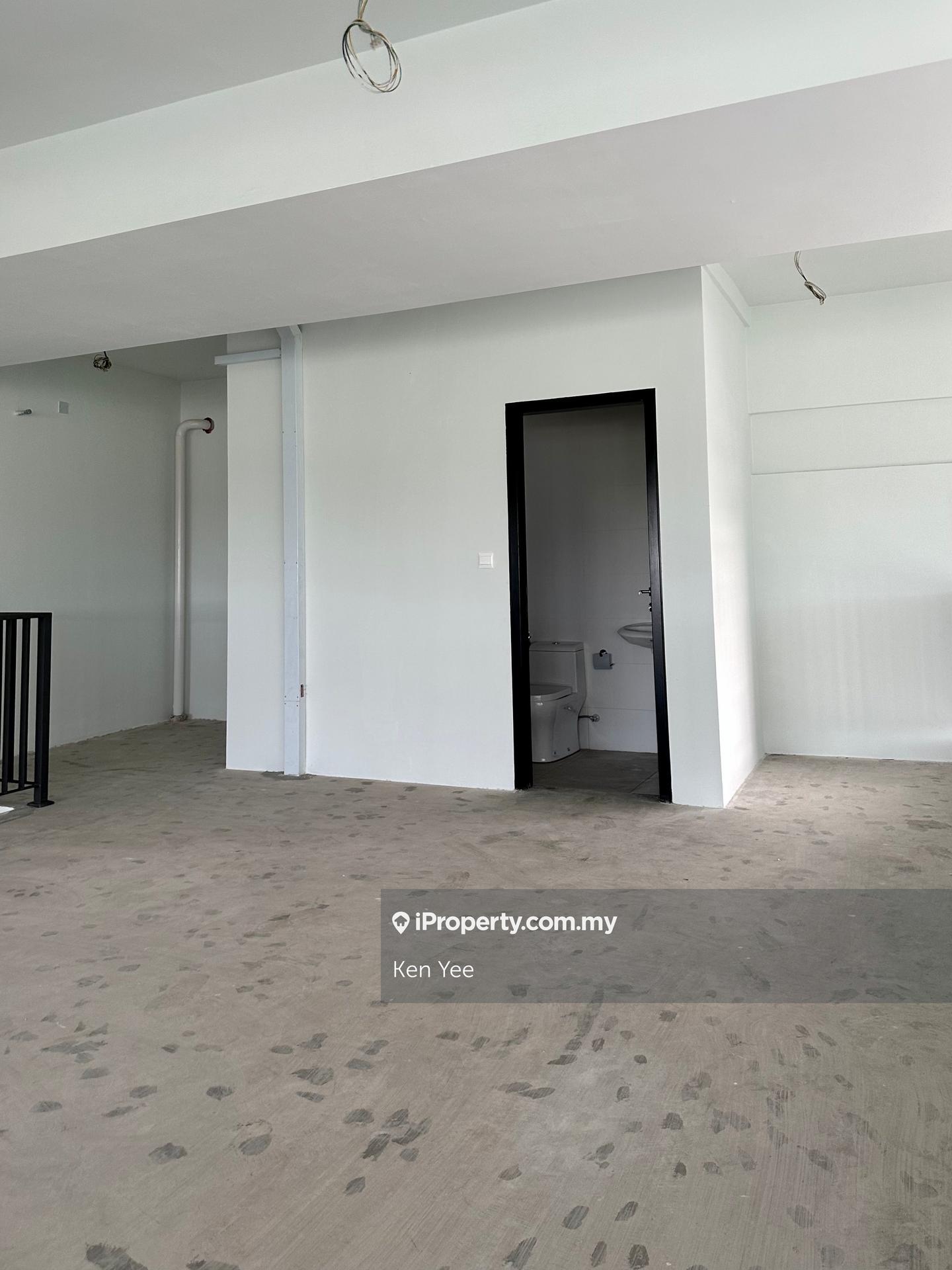 Warehouse for Sale in Kota Damansara, Petaling Jaya by Ken Yee - iProperty.com.my