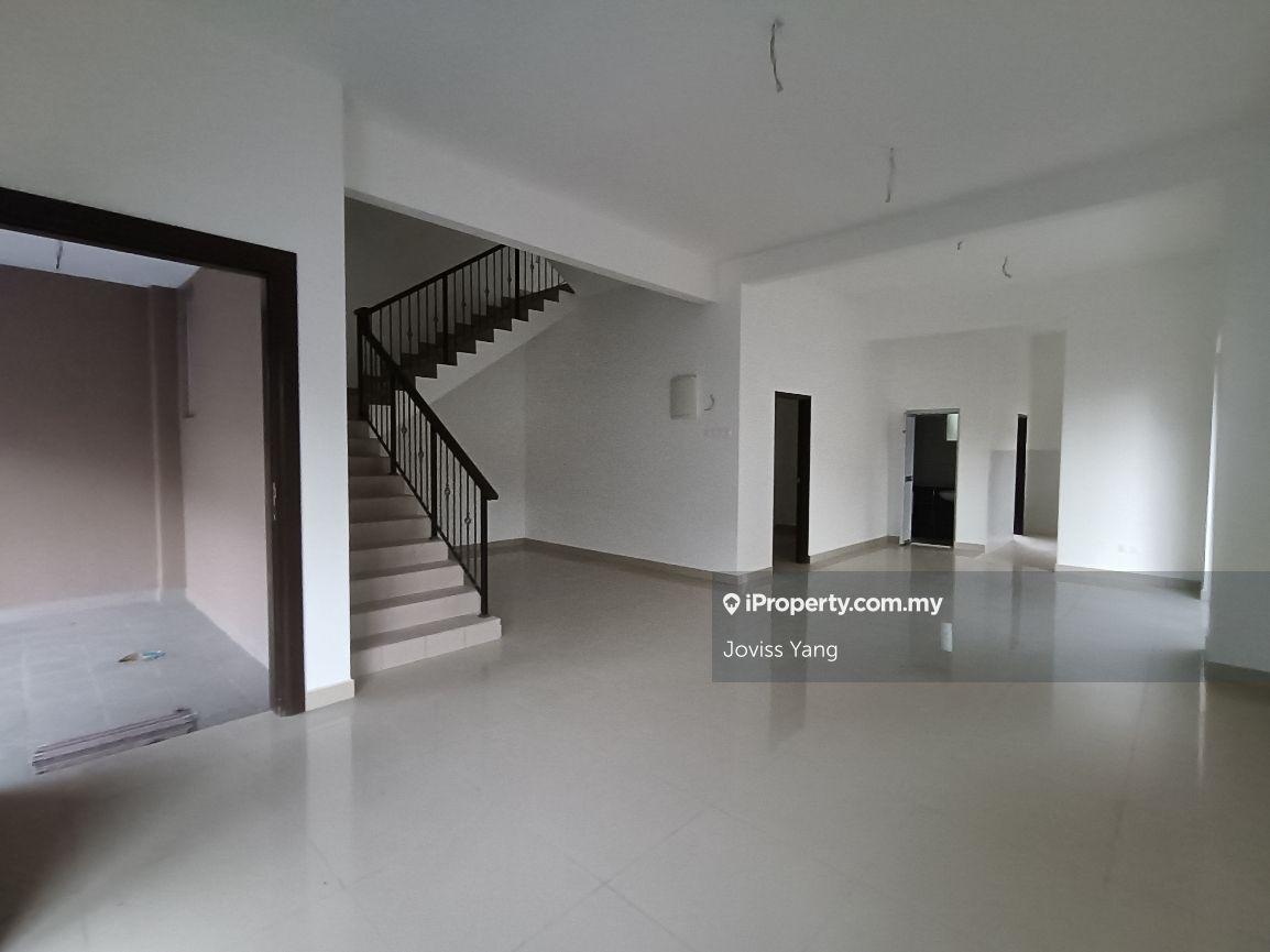 Semi-Detached House for Sale in Taman Ramal Suria, Bangi by Joviss Yang - iProperty.com.my