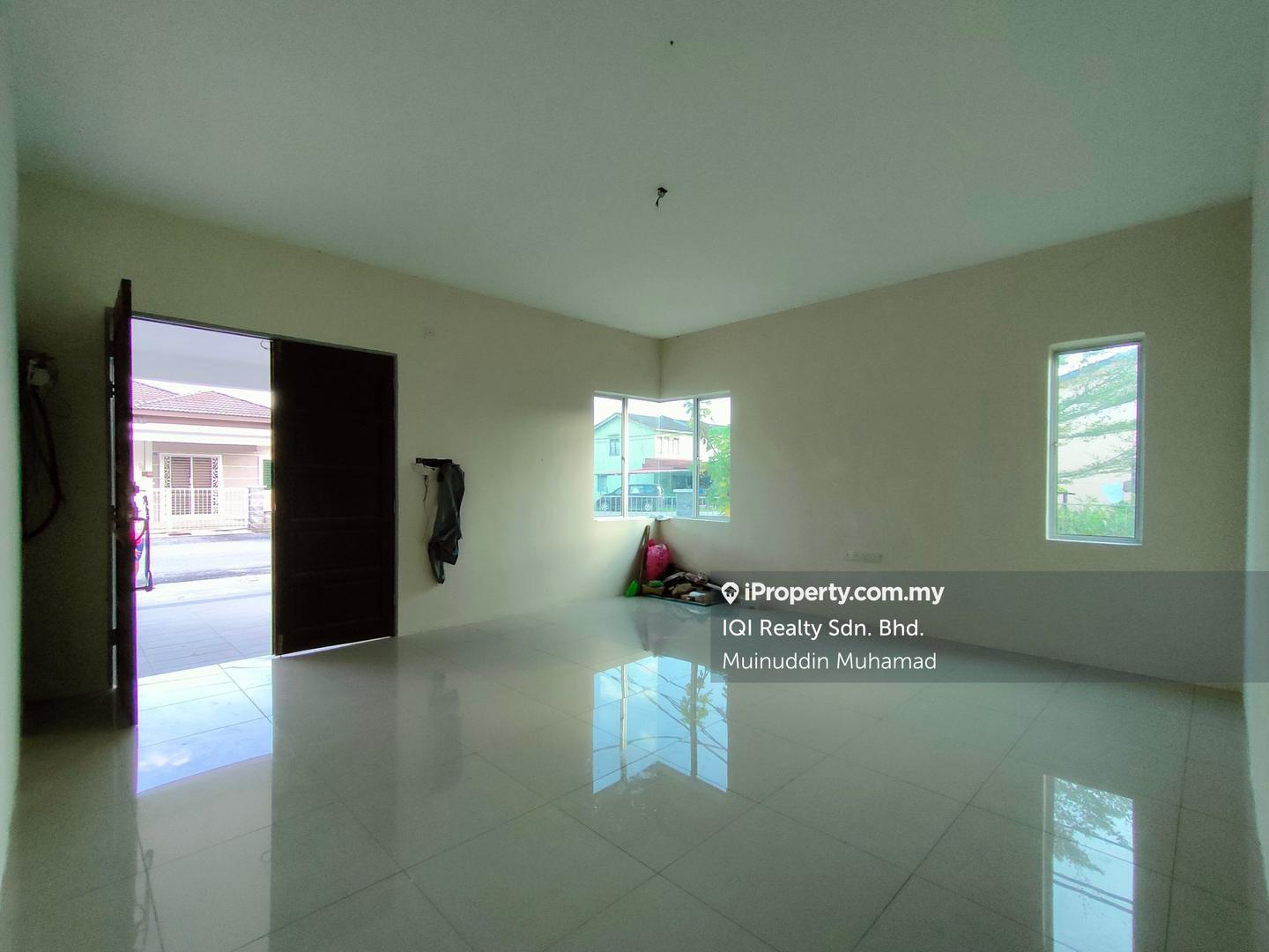 Semi-Detached House for Sale in Taman Sri Bahagia, Teluk Intan by Muinuddin Muhamad - iProperty.com.my