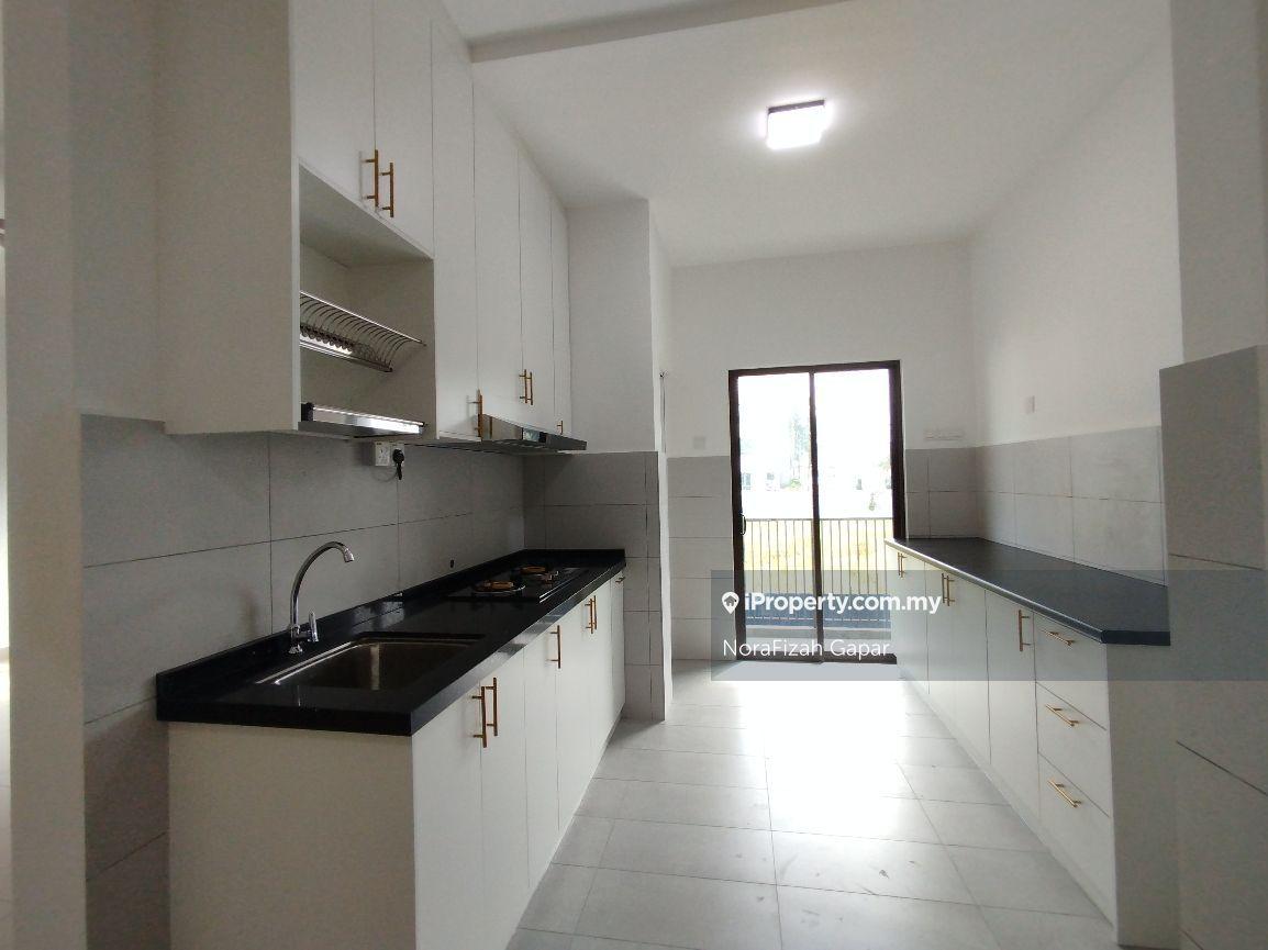 Townhouse for Sale in Kayu Ara, Selangor by NoraFizah Gapar - iProperty.com.my