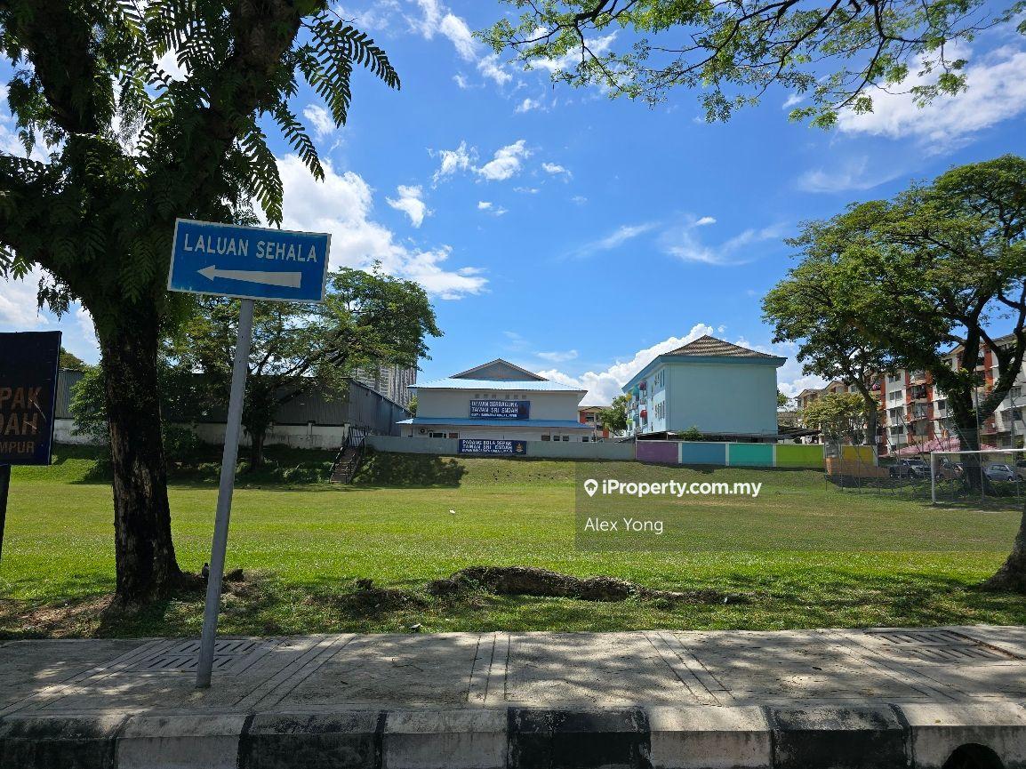 Rumah Pangsa untuk Disewa di Taman Sri Endah Flat oleh Alex Yong - iProperty.com.my