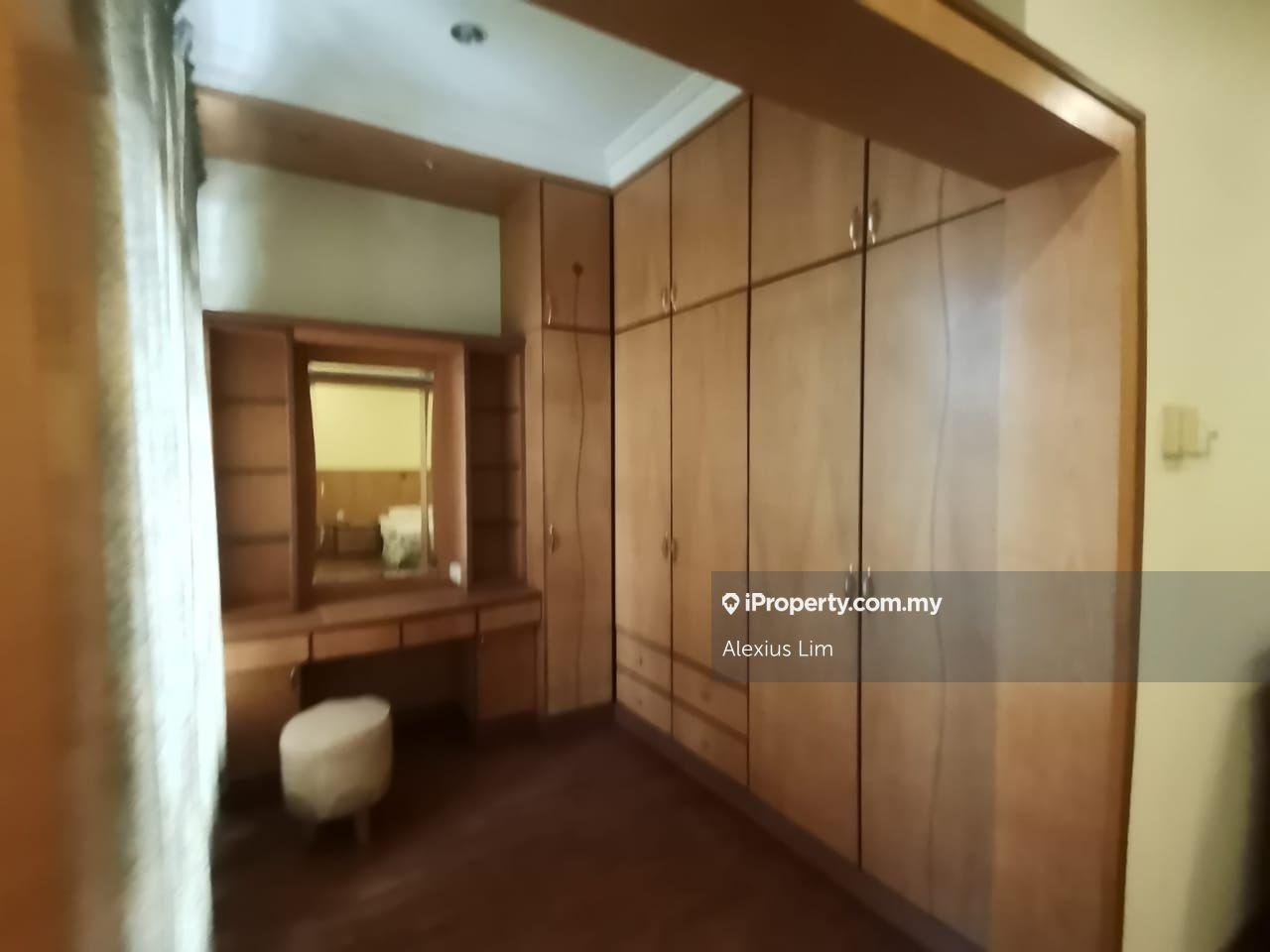 Rumah Berangkai 2 Tingkat untuk Dijual di Taman Sutera @ Perling, Perling oleh Alexius Lim - iProperty.com.my