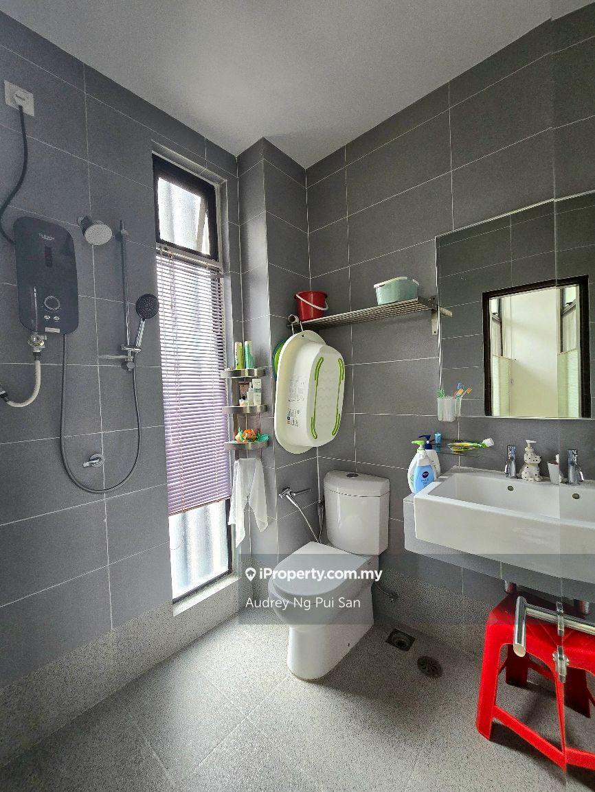 Rumah Berangkai 2 Tingkat untuk Dijual di Taman Glenmarie, Shah Alam oleh Audrey Ng - iProperty.com.my